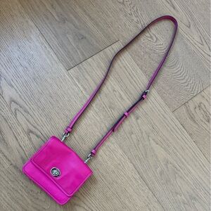 Coach 48005 Crossbody Legacy Mini Handbag - Fuchsia Pink - EUC